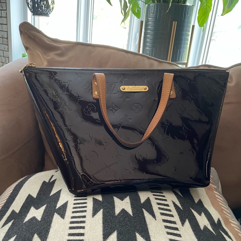 ⭐️ SOLD ⭐️ Louis Vuitton - Vernis Bellevue PM in Amarente